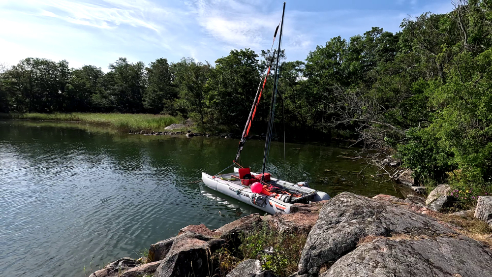 Lightweight camping cooking setup used during the MiniCat 520 sailing adventure in Sweden